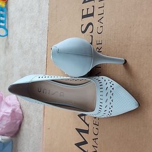 Unisa size 9 1/2 baby blue heels